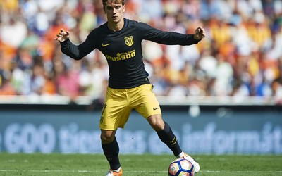 亿博电竞热评-乔丹阿尤当选月最佳球员